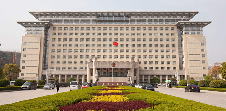 構(gòu)建現(xiàn)代化的應(yīng)用，優(yōu)化IT資源